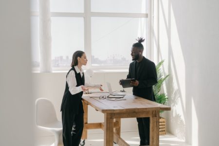 Image d’illustration de l'article Tout sur s'associer